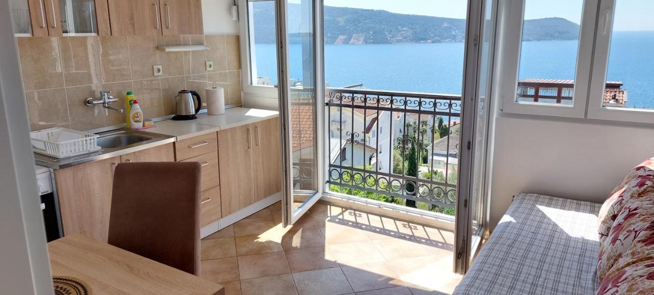 Апартаменти Lala Херцег-Новий Екстер'єр фото